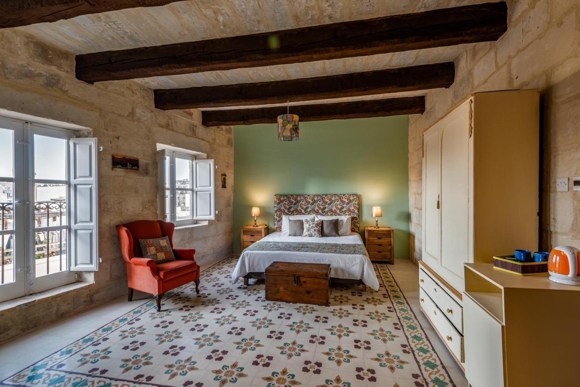 Saint Julian's ザ ストーンハウス Bed & Breakfast エクステリア 写真